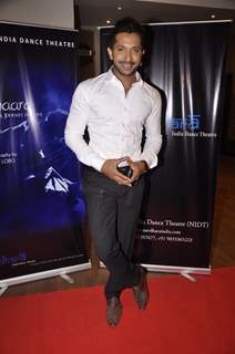 Terence Lewis poses for the media at Ashley Lobo's Amara Premiere