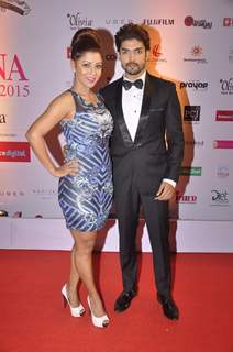 Gurmeet Choudhary and Debina Bonnerjee pose for the media at Femina Miss India Finals Red Carpet