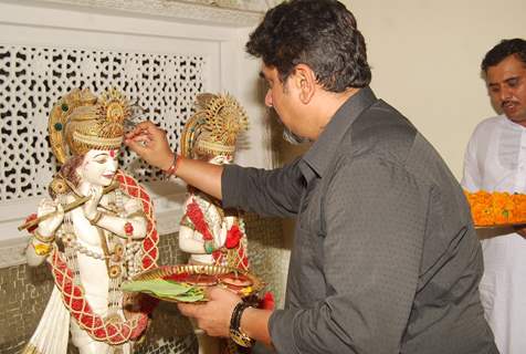 Rajan Shahi was snapped offering prayers at 1700 Episodes Completion of Yeh Rishta Kya Kehlata Hai