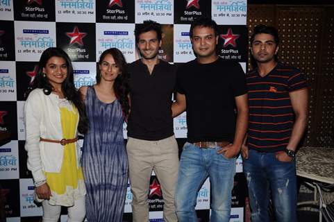 Team poses for the media at the Launch of Dosti.. Yariyaan.. Manmarzian