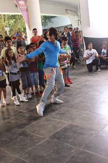 Tiger Shroff shakes a leg with kids at T-Series Music Video Shoot