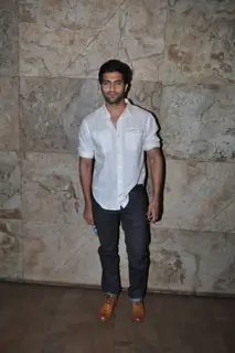 Akshay Oberoi poses for the media at the Special Screening of Detective Byomkesh Bakshy!