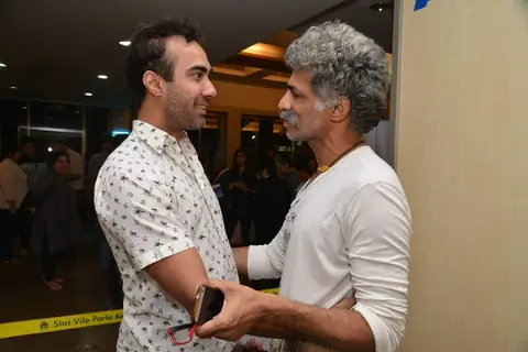 Ranvir Shorey in a chat with Makarand Deshpande at the 50th Show of Ashvin Gidwani's Play