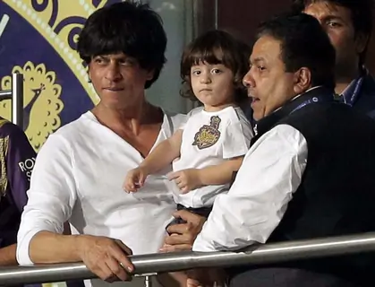Shah Rukh Khan snapped with Son AbRam copying his Dad at the 1st Match of KKR