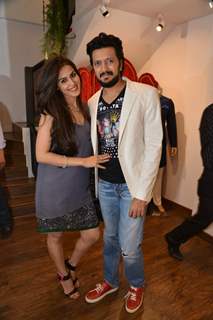 Riteish Deshmukh and Genelia Dsouza at Avinash Punjabi Store Launch