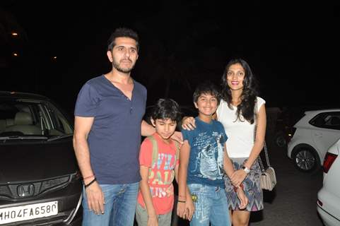 Ritesh Sidhwani Snapped with his family at First Look Preview of Dil Dhadakne Do