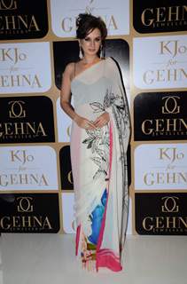 Evelyn looks beautiful at Karan Johar's limited edition holiday collection for Gehna Jewellers