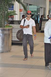 Dino Morea Returns From Planet Hollywood