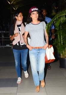 Kangana Ranaut Snapped at Airport