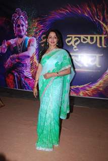 Hema Malini poses for the media at Mathura Mahotsav