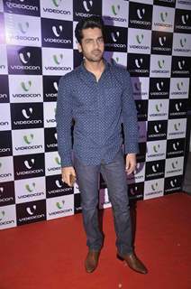 Arjan Bajwa poses for the media at Videocon Bash