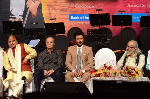 Dilip Prabhawalkar and Anil Kapoor at Dinanath Mangeshkar Award