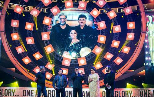 Celebs at Vijay Awards 2015