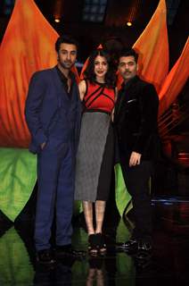 Bombay Velvet Team for Promotion of Bombay Velvet on India's Got Talent 6