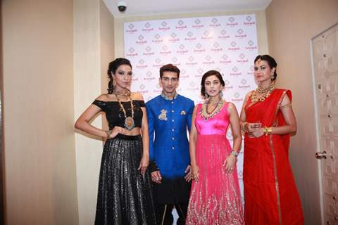 Lisa Ray Inaugurates Amrapali Jewels