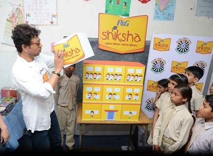 Irrfan Khan interacts with the students at P&G Shiksha Foundation