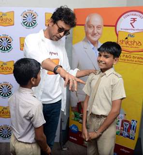 Irrfan Khan interacts with the students at P&G Shiksha Foundation