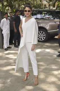 Anushka Sharma poses for the media at the Music Launch of Dil Dhadakne Do