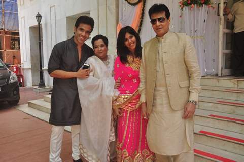 Tusshar, Ekta, Shobha and Jeetendra attends Abhishek Kapoor and Pragya Yadav Wedding