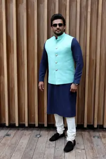 R. Madhavan at Promotions of Tanu Weds Manu Returns