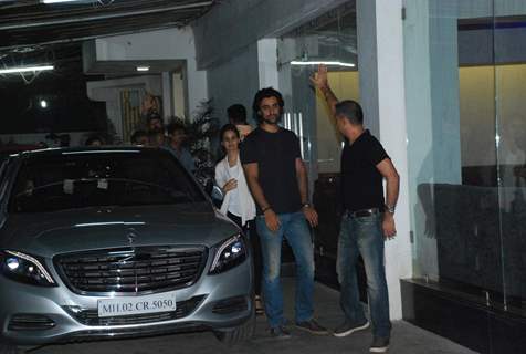 Kunal Kapoor and Naina Bachchan Snapped at Piku Screeening