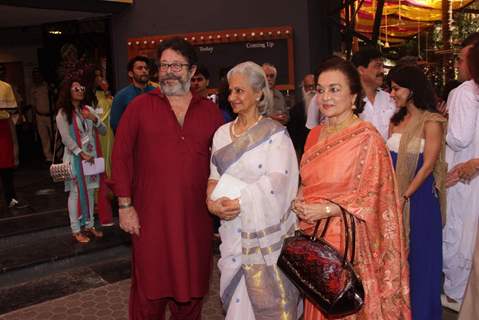 Celebs pose for the media at the Felicitation Ceremony of Shashi Kapoor