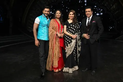Madhuri Dixit on DID Supermoms Season 2