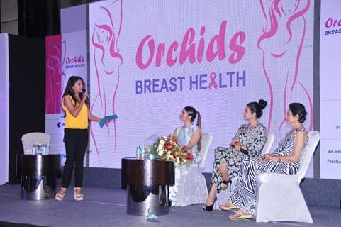 Tanuja, Tanishaa Mukherjee and Kajol at Breast Cancer Awareness Event