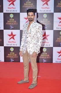 Vishal Singh at Star Parivaar Awards 2015