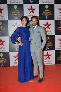 Karishma Tanna and Upen Patel at Star Parivaar Awards 2015