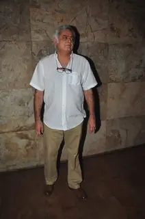 Hansal Mehta at Special Screening of Tanu Weds Manu Returns