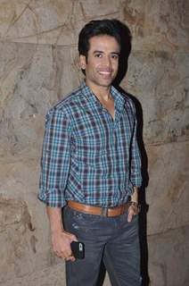 Tusshar Kapoor Attends Special Screening of Tanu Weds Manu Returns