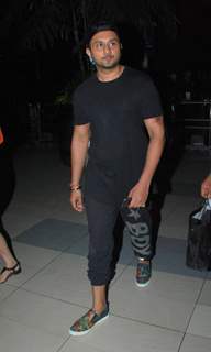 Yo Yo Honey Singh Snapped at Airport