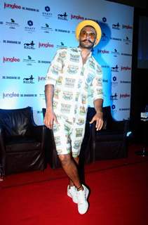 Ranveer Singh in his Weird and Funky Outfits Promotes Dil Dhadakne Do in Kolkata