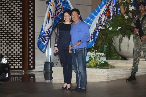 Sachin Tendulkar with Wife at Ambani's Bash for Mumbai Indians Win!