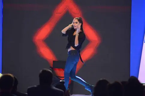 When Lisa Moves! - Ceat Cricket Awards