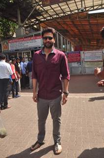 Jackky Bhagnani Snapped at Siddhivinayak