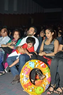 Emran Hashmi With His Family at Shiamak Davar show!