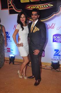 Karanvir Bohra and Teejay Sidhu at  Gold Awards