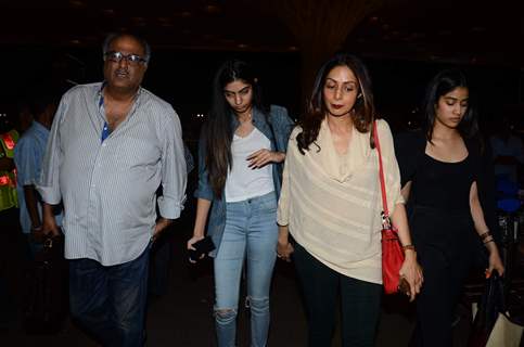 Kapoor Family leaves for IIFA 2015