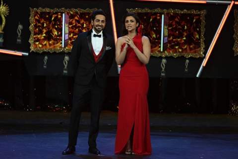 The Hosts of IIFA Awards Ceremony - Ayushmann Khurrana and Parineeti Chopra!