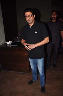 Raj Thackeray poses for the media at the Special Screening of Dil Dhadakne Do