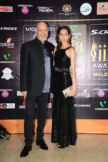 Loy Mendosa poses with daughter at the Press Meet of Dil Dhadakne Do at IIFA 2015