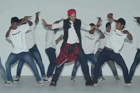 Varun Dhawan performs at ABCD 2 Pond's Men Promotions