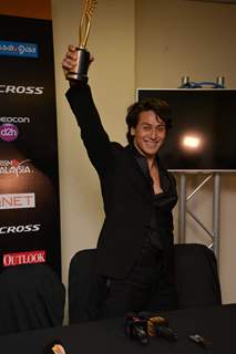 Tiger Shroff With IIFA Trophy- Backstage of IIFA Awards