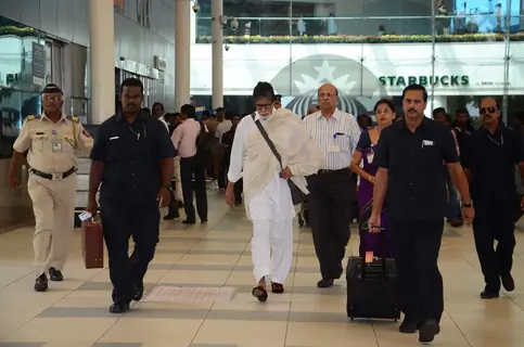 Amitabh Bachchan Snapped at Airport