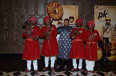 Trumpets!! Aamir Khan at Success Bash of PK