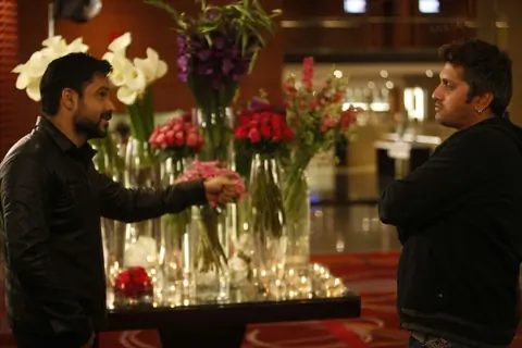 Hamari Adhuri Kahani