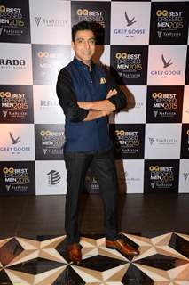 Ranveer Brar poses for the media at GQ India Best-Dressed Men in India 2015