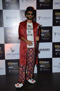 'From Cat to Hat' Ranveer Singh at GQ India Best-Dressed Men in India 2015